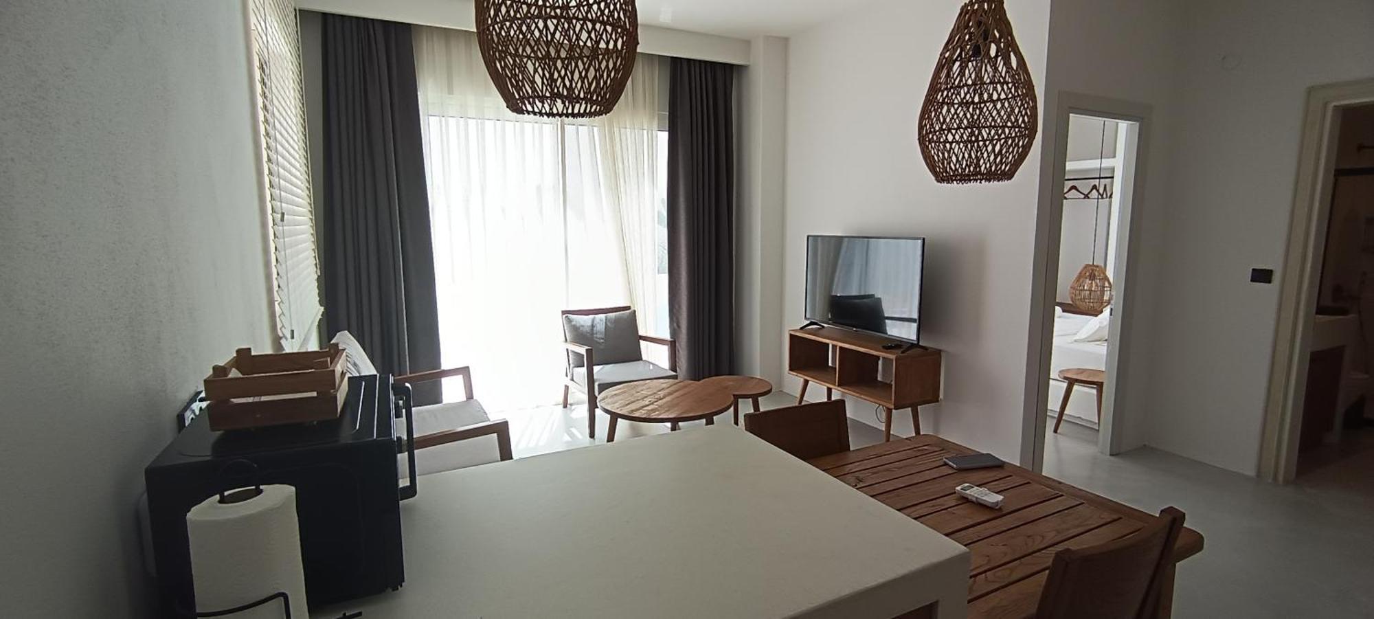 Gizz Suites City フェティエ エクステリア 写真
